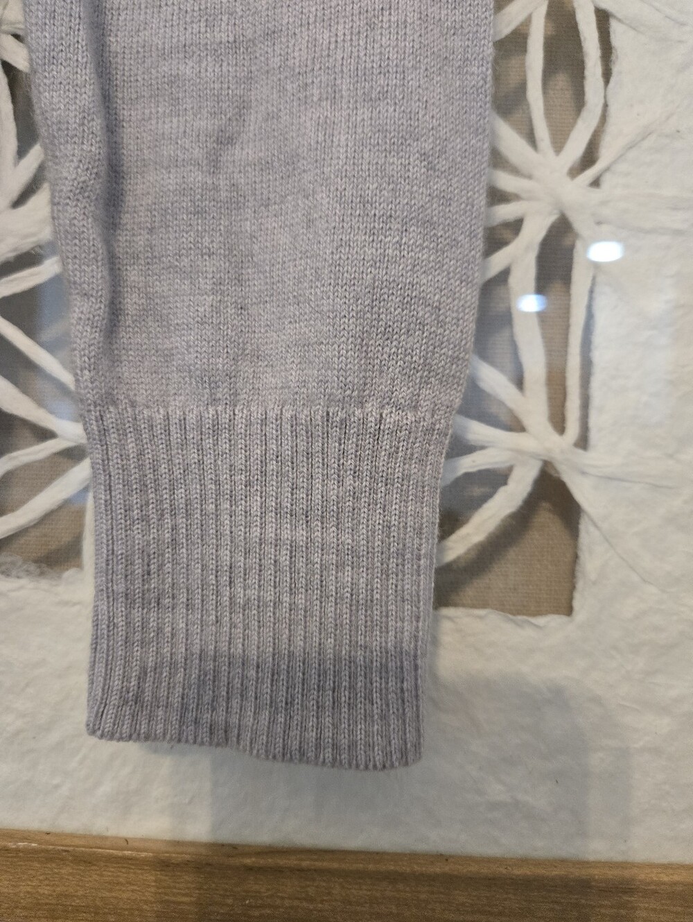 Women’s Merino Wool Cardigan Sweater M Light Gray 100% Fine Knit Long Sleeve - Picture 5 of 9
